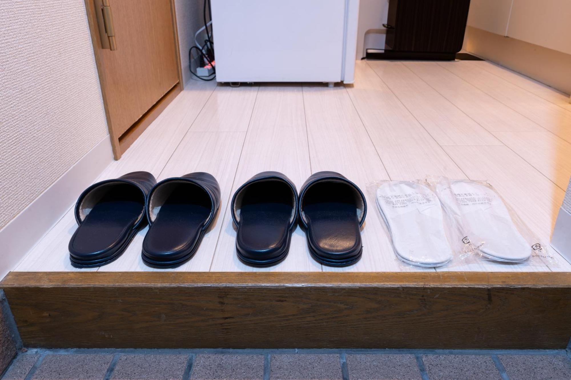 コンフィデンスロン201 Appartement Osaka Buitenkant foto
