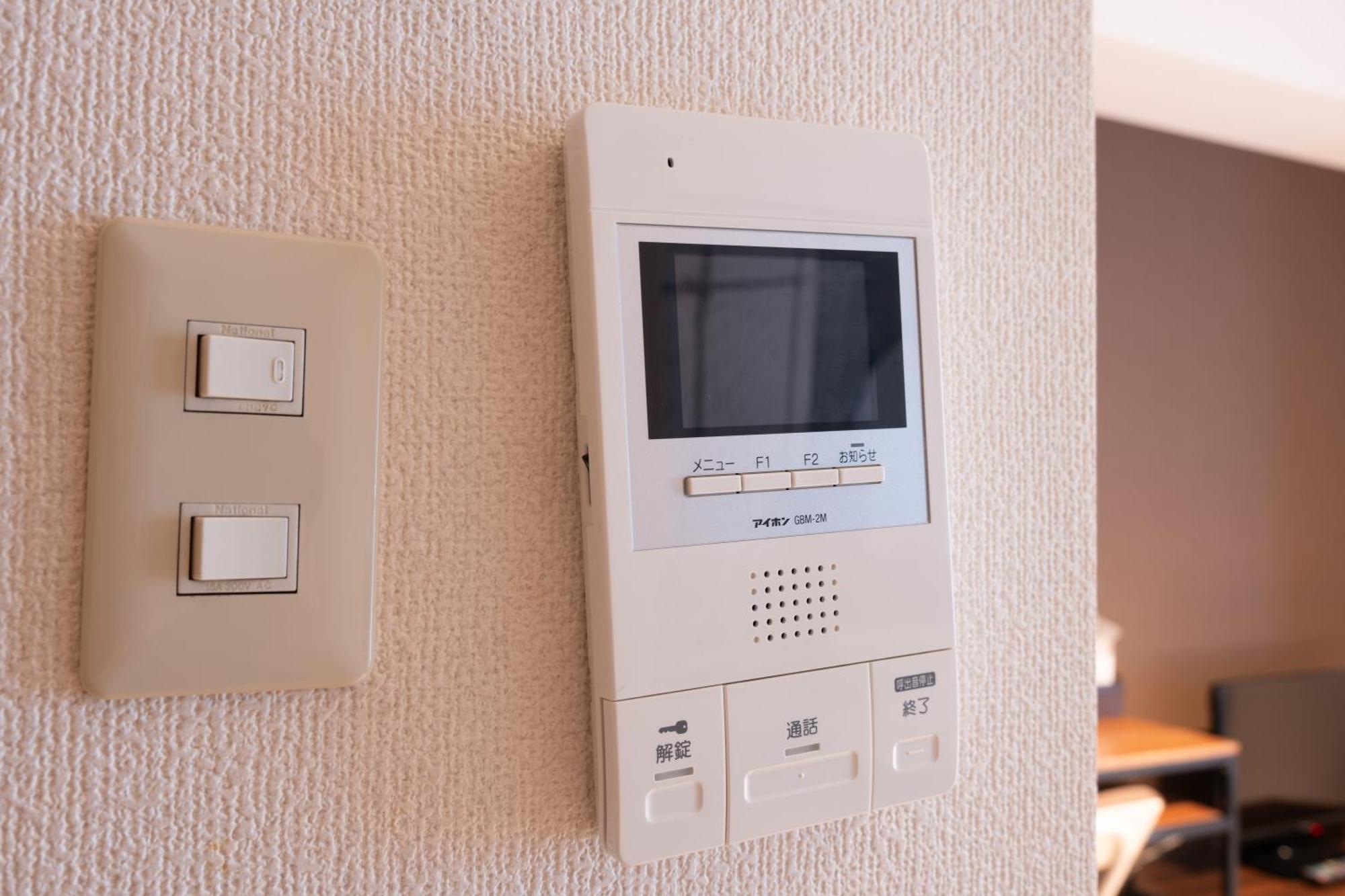 コンフィデンスロン201 Appartement Osaka Buitenkant foto