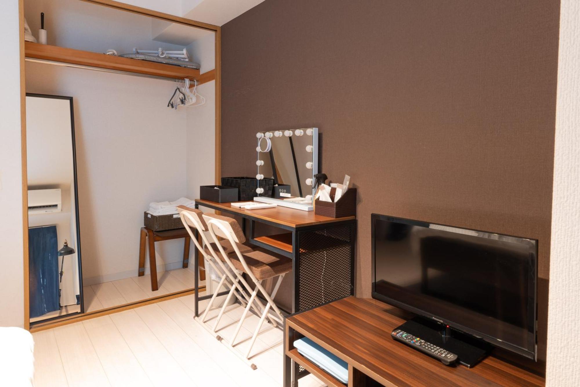 コンフィデンスロン201 Appartement Osaka Buitenkant foto